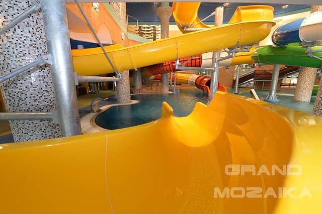 Стеклянная мозаика, серия Alma Pool (на сетке)