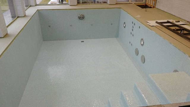 Полупрозрачная мозаика с добавлением смальты, серия Stella (STM21)