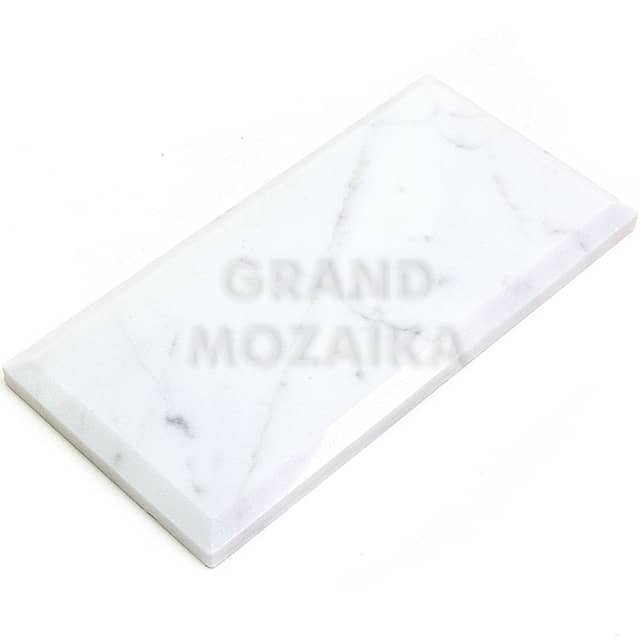 Плитка из мрамора Carrara, серия Brick
