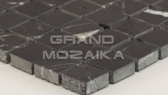 Мозаика из мрамора Nero Marquina