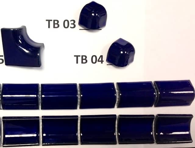 Наружные уголки из керамики на сетке, серия Porcelain