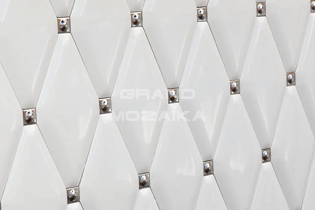 Керамические ромбы белые с серебристыми вставками