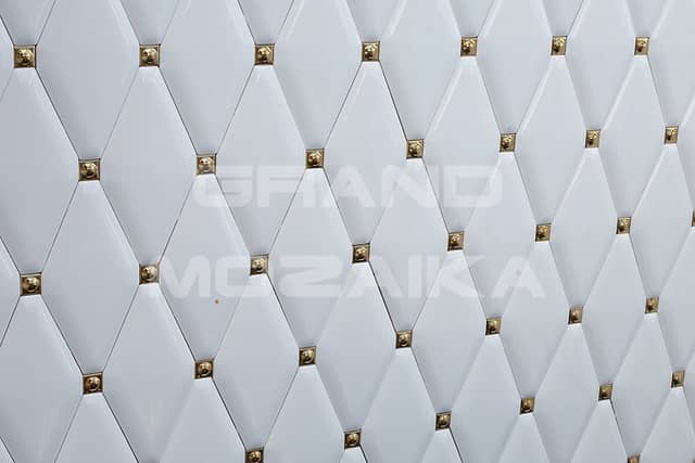Керамические ромбы белые с золотыми вставками