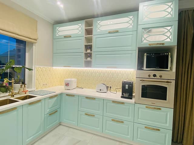  Керамические ромбы бежевые с золотыми вставками