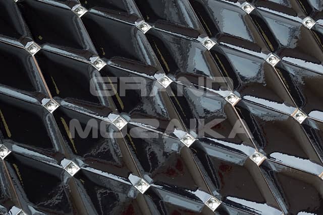  Керамические ромбы черные с серебряными вставками