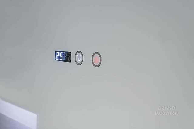 Зеркало со светодиодной подсветкой