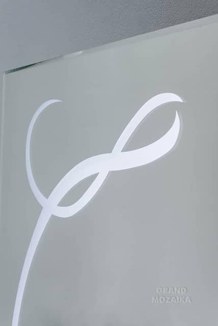 Зеркало со светодиодной подсветкой