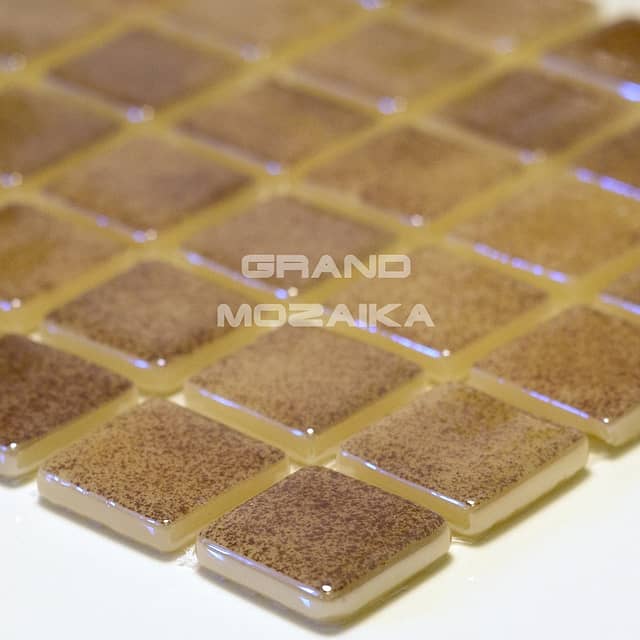 Высокоглянцевая стеклянная мозаика