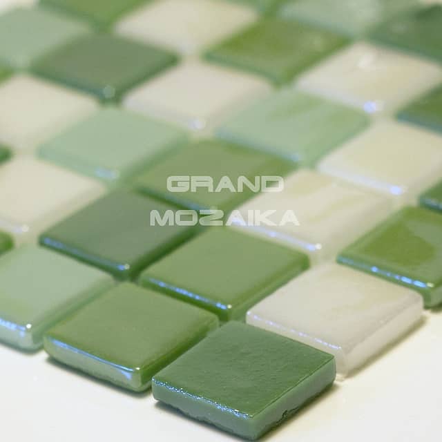 Высокоглянцевая стеклянная мозаика