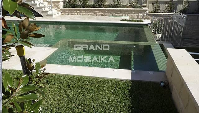 Стеклянная мозаика с перламутром, серия Iris