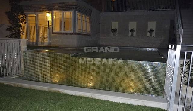 Стеклянная мозаика с перламутром, серия Iris