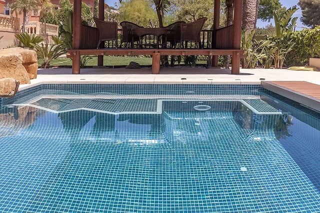 Стеклянная мозаика с перламутром, серия Iris