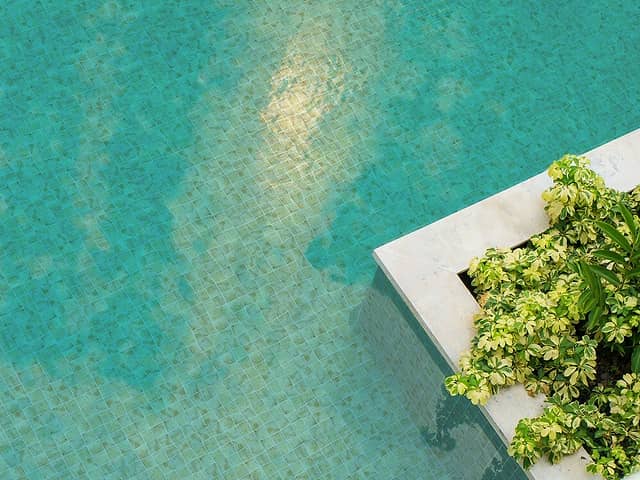 Противоскользящая стеклянная мозаика, серия Safe