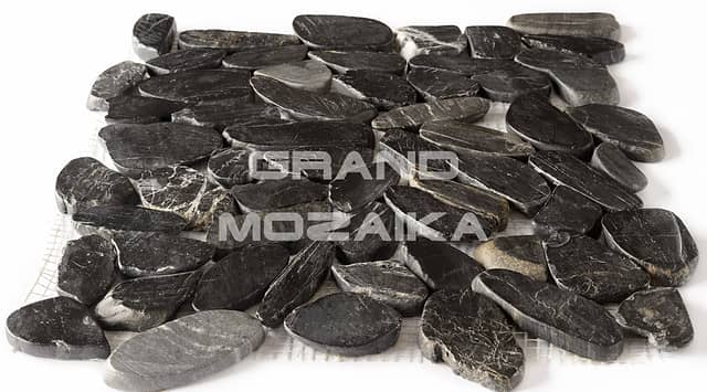 Мозаика из натуральной гальки
