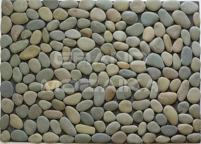 Коврик из натуральной гальки на основе (садовый) 