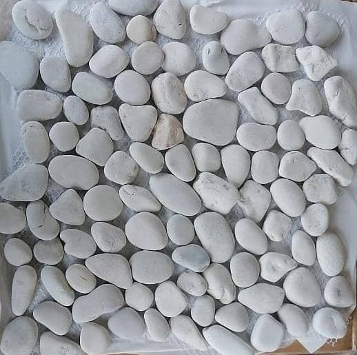 Мозаика из натуральной гальки