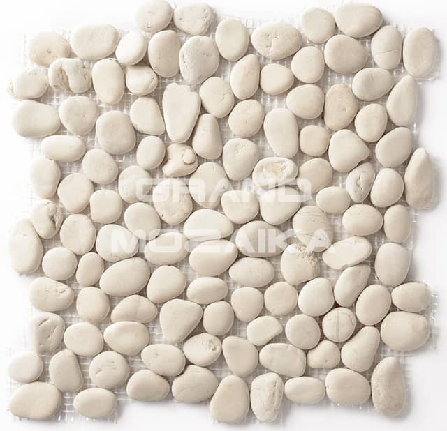 Мозаика из натуральной гальки