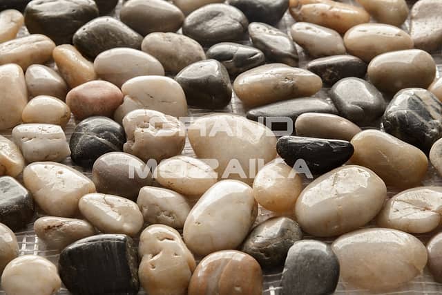 Мозаика из натуральной гальки