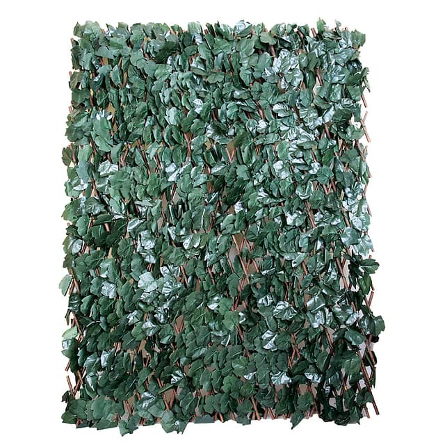 Изгородь деревянная с искусственной листвой