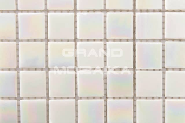 Стеклянная мозаика с перламутром