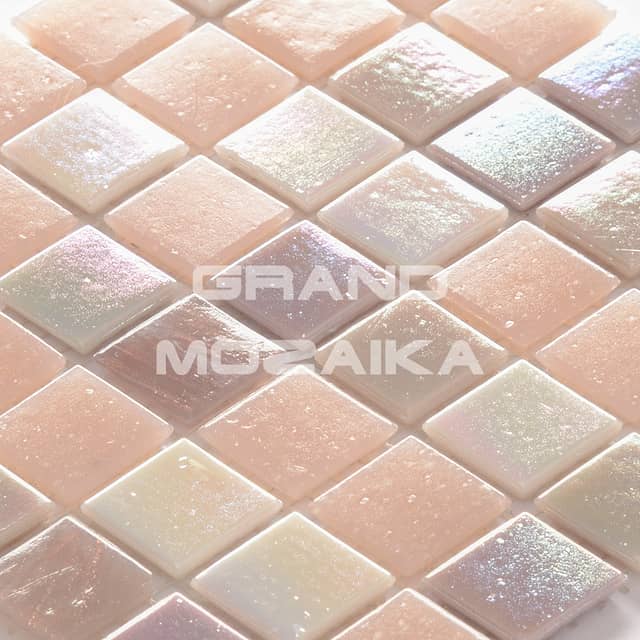 Стеклянная мозаика с перламутром