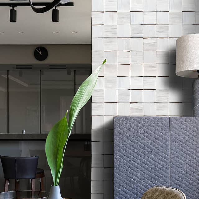 Колотая 3D мозаика из сосны, белая колеровка